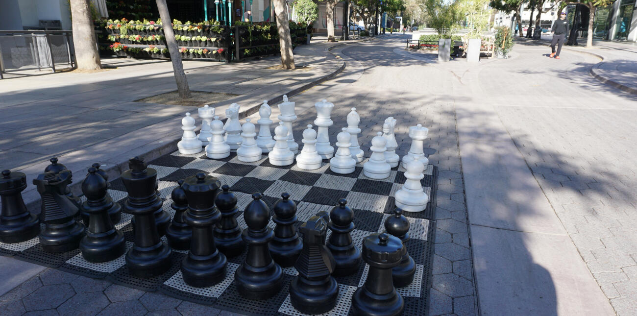 Downtown Santa Monica, Inc. Kicks Off Chess Sundays on Third Street Promenade with Chess Tournament